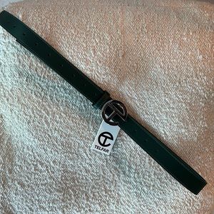 Green Telfar belt